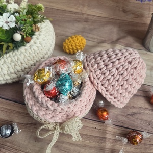 Horgolt tojás alakú tároló - otthon & életmód - dekoráció - asztal és polc dekoráció - dekorációs tál, tartó - Meska.hu