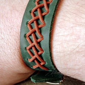 Karkötő #4, Ékszer, Karkötő, Fonott karkötő, Bőrművesség, MESKA