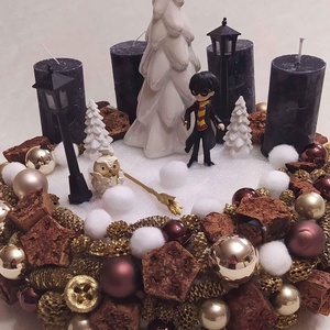 Harry Potter-es adventi dísz, Otthon & Életmód, Dekoráció, Ajtó- és ablak dekoráció, Ajtódísz & Kopogtató, Virágkötés, MESKA