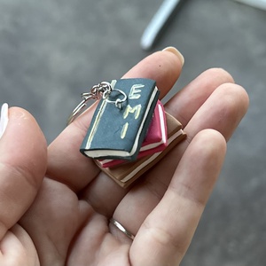 Könyves kulcstartó - táska & tok - kulcstartó & táskadísz - kulcstartó - Meska.hu