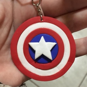 Amerika kapitány kulcstartó, Táska & Tok, Kulcstartó & Táskadísz, Kulcstartó, Gyurma, Ékszerkészítés, MESKA
