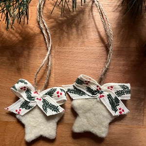 Tűnemezelt csillagok - karácsony - karácsonyi lakásdekoráció - karácsonyfadíszek - Meska.hu