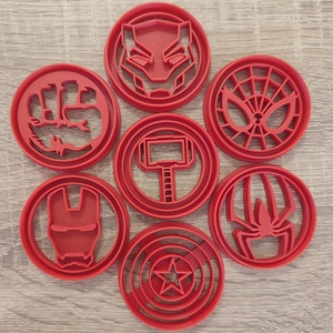 Marvel hősök sütikiszúró csomag - Meska.hu