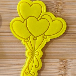 Szív alakú lufik sütikiszúró - otthon & életmód - konyhafelszerelés, tálalás - sütés, főzés - sütikiszúró - Meska.hu