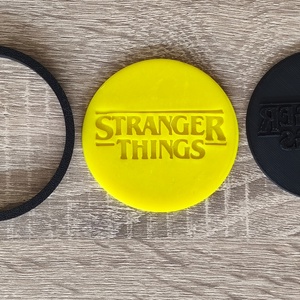 Stranger Things sütikiszúró - otthon & életmód - konyhafelszerelés, tálalás - sütés, főzés - sütikiszúró - Meska.hu