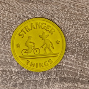 Stranger Things sütikiszúró, Otthon & Életmód, Konyhafelszerelés, tálalás, Sütés, főzés, Sütikiszúró, Mindenmás, MESKA