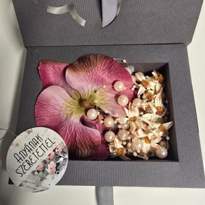 Szülőköszöntő virágbox orchideás  - Meska.hu