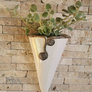 ,Gyöngyfehér Kerámia Fali Virágtartó - otthon & életmód - dekoráció - virágdísz és tartó - cserép & kaspó - Meska.hu