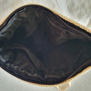 Vajszínű horgolt táska - táska & tok - kézitáska & válltáska - válltáska - Meska.hu