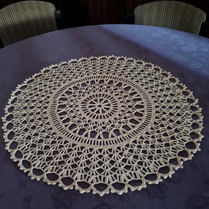 58 cm-es horgolt terítő (mandala) - otthon & életmód - lakástextil - abrosz, terítő - díszterítő polcra, komódra - Meska.hu
