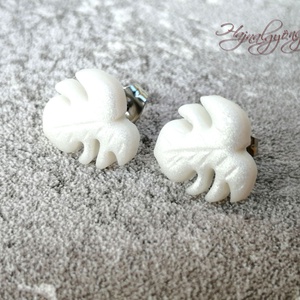 PHILODENDRON fehér fülbevaló - Meska.hu