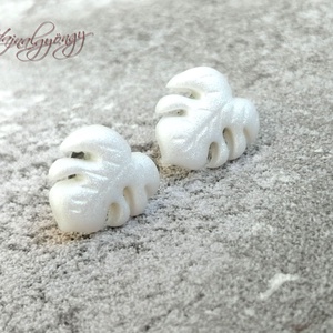 PHILODENDRON fehér fülbevaló - ékszer - fülbevaló - pötty fülbevaló - Meska.hu