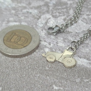 John Deere traktor medál - ékszer - nyaklánc - medál - Meska.hu