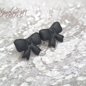 FEKETE MASNI  fülbevaló - ékszer - fülbevaló - pötty fülbevaló - Meska.hu