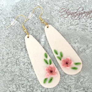 PASZTEL VIRÁG fülbevaló, Ékszer, Fülbevaló, Lógó fülbevaló, Gyurma, Ékszerkészítés, MESKA