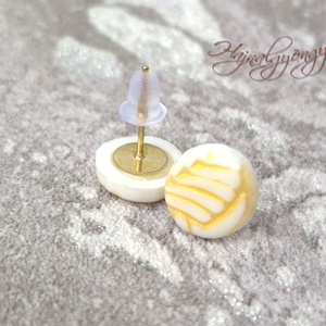 ARANY CSÍKOS fülbevaló  - ékszer - fülbevaló - pötty fülbevaló - Meska.hu