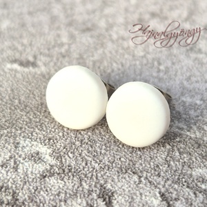 FEHÉR fülbevaló , Ékszer, Fülbevaló, Pötty fülbevaló, Ékszerkészítés, Gyurma, MESKA