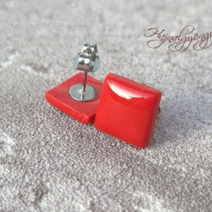 PIROS NÉGYZET fülbevaló  - ékszer - fülbevaló - pötty fülbevaló - Meska.hu
