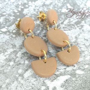 BÉZS fülbevaló, Ékszer, Fülbevaló, Lógó fülbevaló, Gyurma, Ékszerkészítés, MESKA