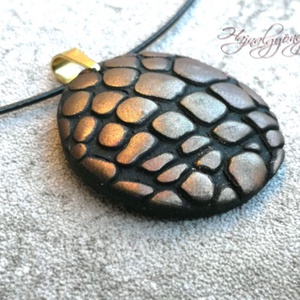 BRONZ RÖGÖK nemesacél medál - Meska.hu