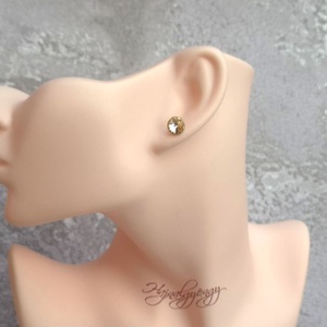 LIGHT PEACH nemesacél fülbevaló 8 mm - ékszer - fülbevaló - pötty fülbevaló - Meska.hu