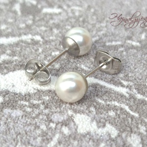 PRECIOSA fehér gömb nemesacél fülbevaló 6 mm - ékszer - fülbevaló - pötty fülbevaló - Meska.hu