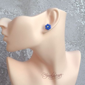 KÉK VIRÁG nemesacél fülbevaló  - ékszer - fülbevaló - pötty fülbevaló - Meska.hu