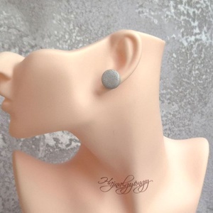 FÉNYES BÉZS nemesacél fülbevaló 15 mm - ékszer - fülbevaló - pötty fülbevaló - Meska.hu