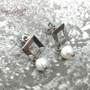 Gyöngyös nemesacél fülbevaló - Meska.hu