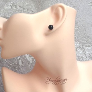 PRECIOSA fekete gömb nemesacél fülbevaló 8 mm - ékszer - fülbevaló - pötty fülbevaló - Meska.hu