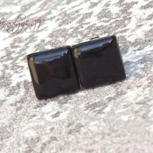 FEKETE négyzet nemesacél fülbevaló 10 mm - Meska.hu