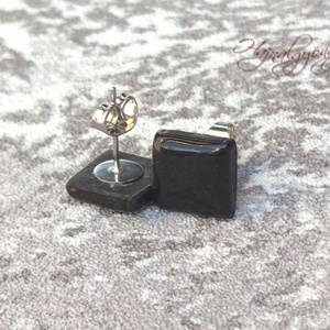 FEKETE négyzet nemesacél fülbevaló 10 mm - ékszer - fülbevaló - pötty fülbevaló - Meska.hu