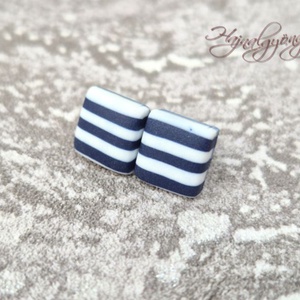 CSÍKOS NÉGYZET nemesacél fülbevaló 10 mm - ékszer - fülbevaló - pötty fülbevaló - Meska.hu