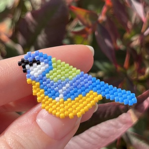 Cinege gyöngy bross, Ékszer, Kitűző és Bross, Gyöngyfűzés, gyöngyhímzés, MESKA