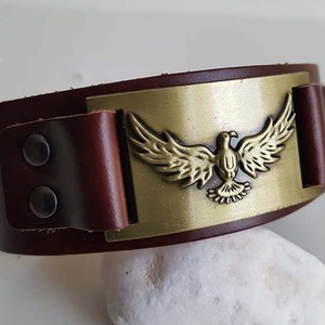 Férf barna cuff sas motivummal - ékszer - karkötő - széles karkötő - Meska.hu