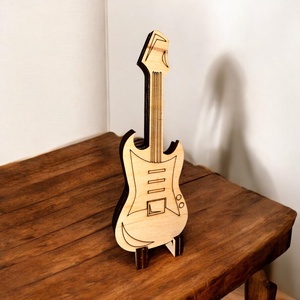 Egyedi gitár alakú pengetőtartó - ballagásra - otthon & életmód - dekoráció - asztal és polc dekoráció - zenedoboz - Meska.hu