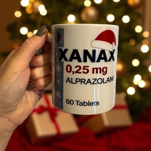 Karácsonyi Xanax bögre - Meska.hu