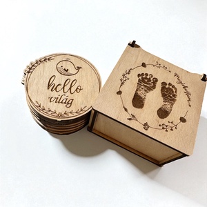 Mérföldkő korongok dobozban - otthon & életmód - babaszoba, gyerekszoba - babaszoba dekoráció - Meska.hu