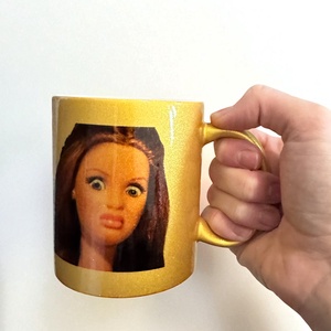 Fosok a tejtől bögre x Barbie bögre - egyedi ezüst, csillogós kivitelben - otthon & életmód - konyhafelszerelés, tálalás - tálalás - bögre & csésze - Meska.hu