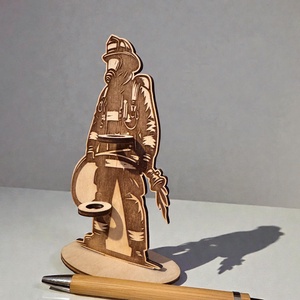 Tűzoltó tolltartó - egyedi gravírozással - otthon & életmód - papír, írószer - tolltartó & ceruzatekercs - Meska.hu