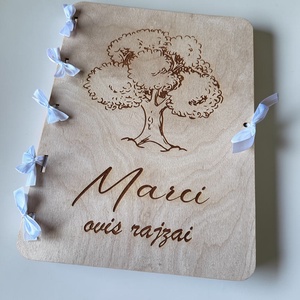 Egyedi gravírozott rajztartó � A4 méretben - Meska.hu