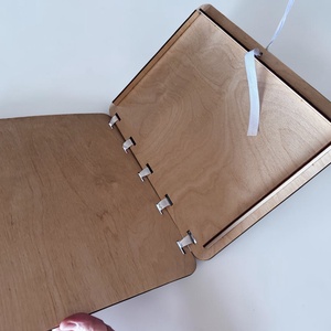 Egyedi gravírozott rajztartó � A4 méretben - baba - mama - babaszobabútor - játéktároló - Meska.hu