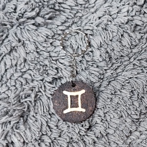 Horoszkópos kulcstartók - táska & tok - kulcstartó & táskadísz - kulcstartó - Meska.hu