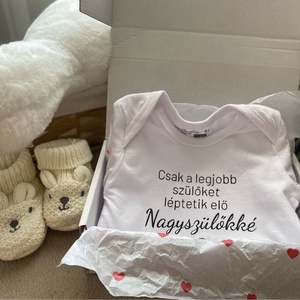 Baba bejelentő body nagyszülőknek, Játék & Sport, Babalátogató ajándékcsomag, Patchwork, foltvarrás, MESKA