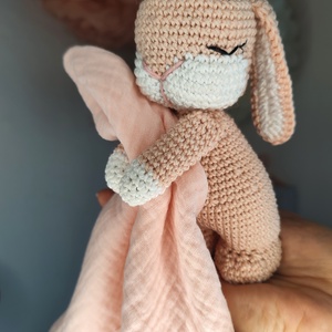 Szundi nyuszi alvós peluskával  - Meska.hu