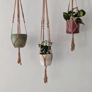 Makramé kaspótartó  kézzel készült boho növénytartó, természetes pamut zsinórból - otthon & életmód - dekoráció - virágdísz és tartó - virágtartó - Meska.hu
