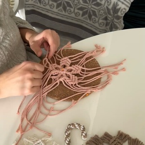 Makrame hopehely disz vagy poharalatet boho stilusban  kezzel keszult ujrahasznositott pamutbol - otthon & életmód - konyhafelszerelés, tálalás - tálalás - tányér- és poháralátét - Meska.hu