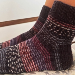 Handmade vékony és meleg uniszex zokni 38-39 Méret. - ruha & divat - cipő & papucs - zokni - Meska.hu