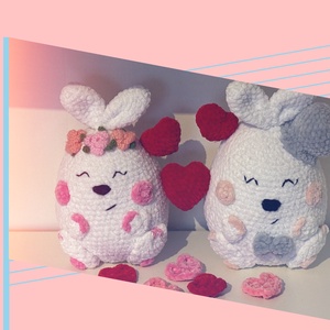 Szerelmes nyuszik szívekkel összekapcsolva  - játék & sport - plüssállat & játékfigura - nyuszi - Meska.hu