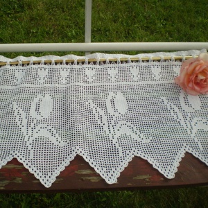 Tavaszi táncoló tulipánok. Romantikus-horgolt csipkés vitrázs függöny - otthon & életmód - lakástextil - függöny és kiegészítő - vitrázs függöny - Meska.hu